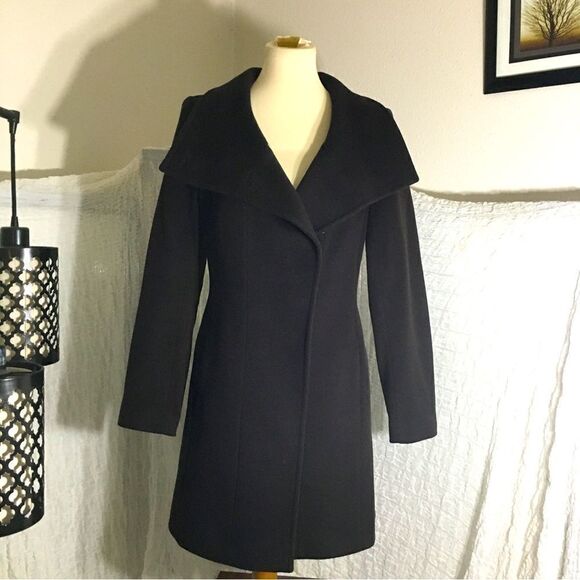 Trina Turk Wool Black Classic Coat Size 6 - Picture 1 of 15